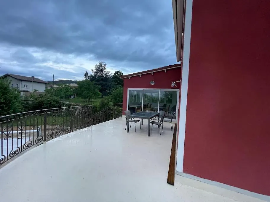 Qouei Eichi La Maison Fleurie Piscine Campagne Bas-en-Basset 0*,  France
